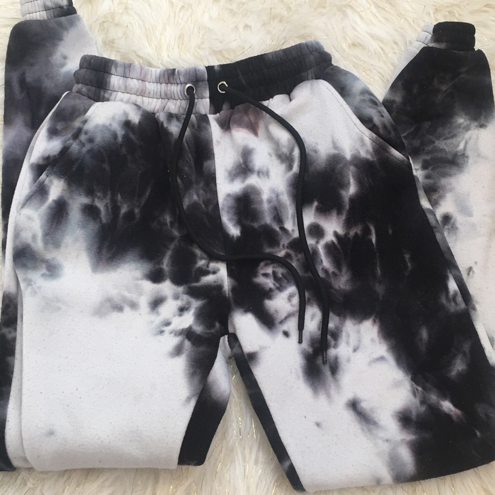 Rue 21 tie dye joggers